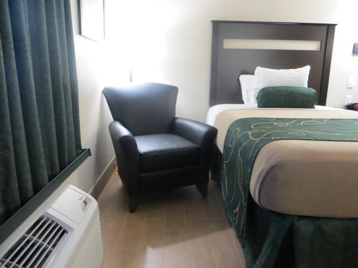 فندق Baymont By Wyndham Glenwood المظهر الخارجي الصورة