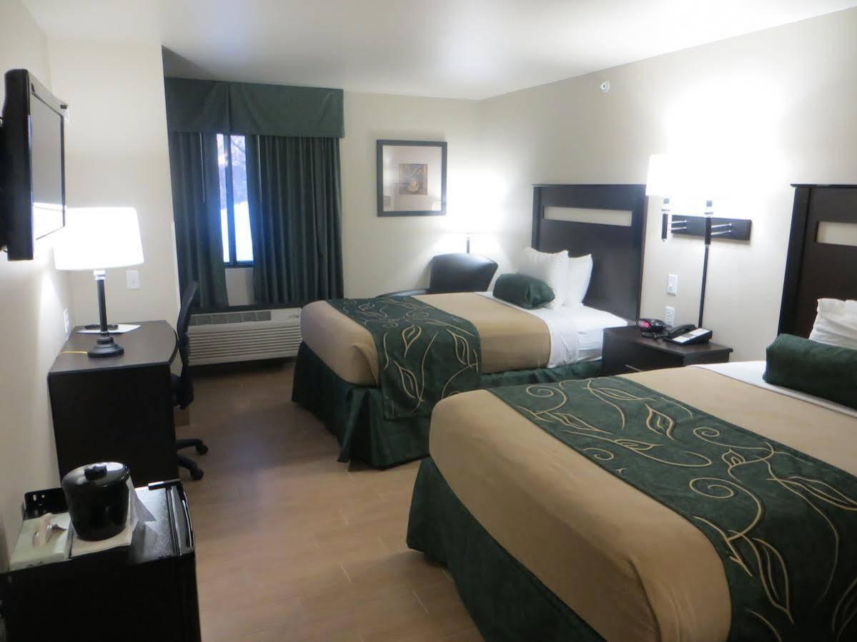 فندق Baymont By Wyndham Glenwood المظهر الخارجي الصورة